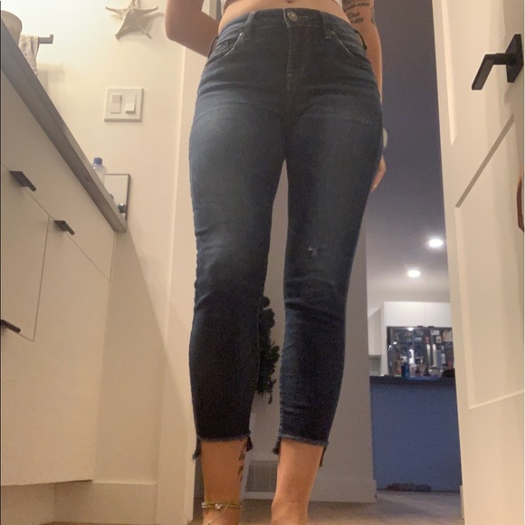 Silver Jeans Avery crop jeans, Sz 27 - Picture 3 of 9